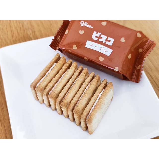 Glico Bisco Maple Syrup Flavored Cream Sandwich Biscuits 15 Pieces (Pack of 5) - Image 2